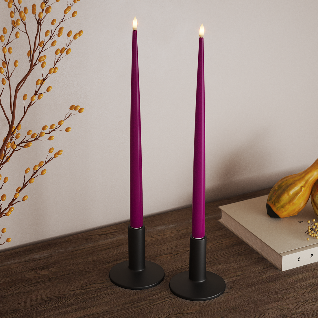 Deluxe Homeart LED Glanzende dinerkaars met Lak, 2 stuks 38 cm Violet LED Glanzende dinerkaars 3