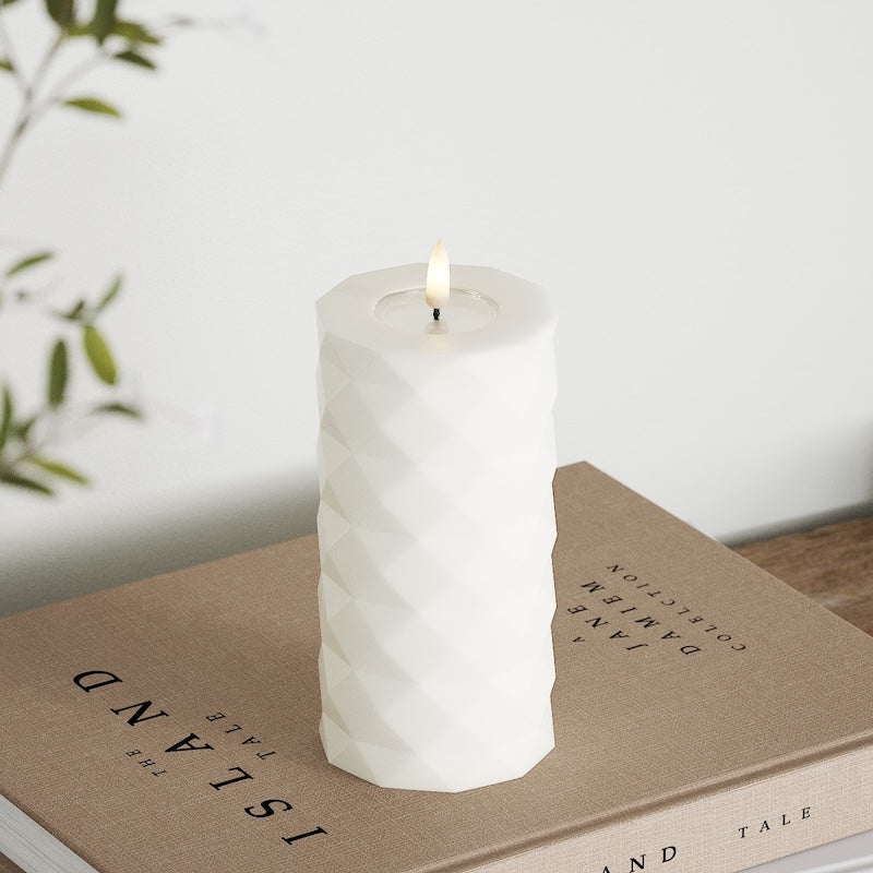 Deluxe Homeart Square LED Bloklys Ø 7,5 x 15 cm Hvid