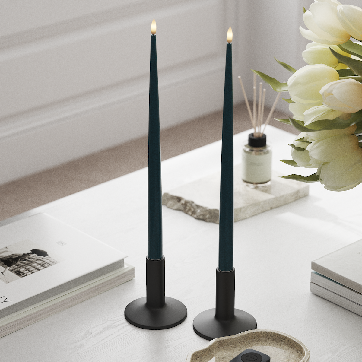 Deluxe Homeart LED Glanzende dinerkaars met Lak, 2 stuks 38 cm Petrol LED Glanzende dinerkaars 1