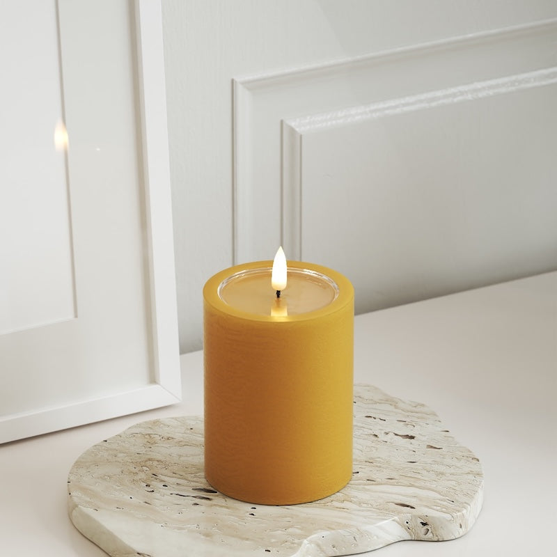 Unique Candles Unique LED Bloklys D 7,5 x 10 cm Karry