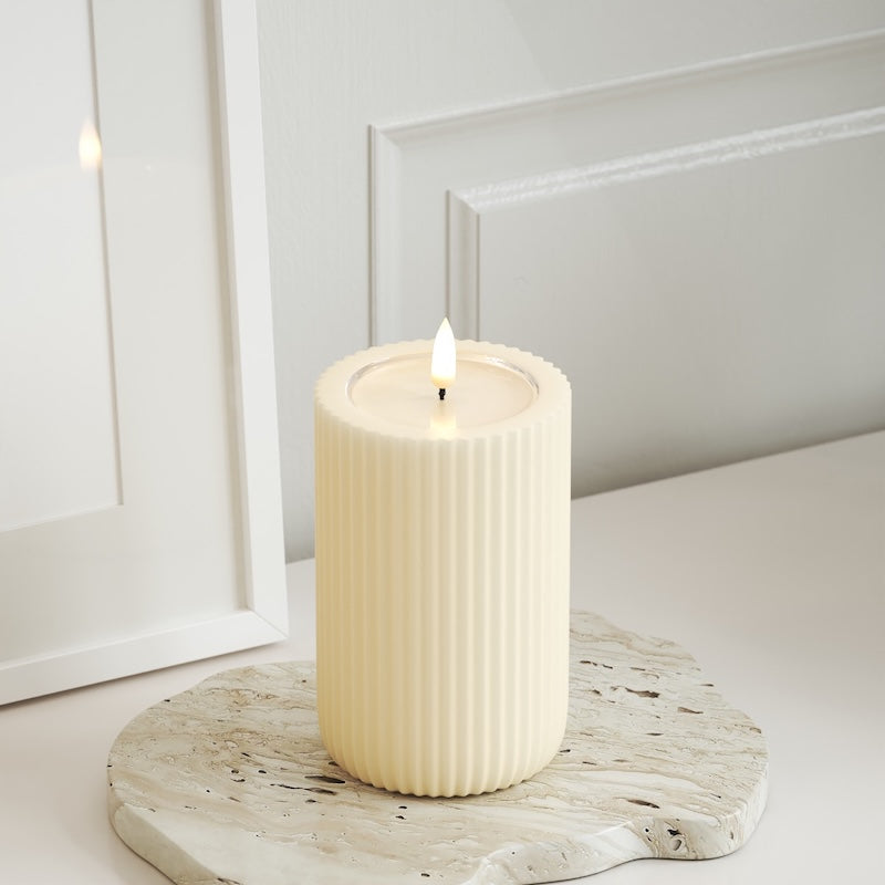 Unique Candles Unique LED Ribbelkaarsen D8 x 12,5 cm Cream